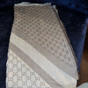 Authentic Gucci Scarf SLIDE FOR PICS